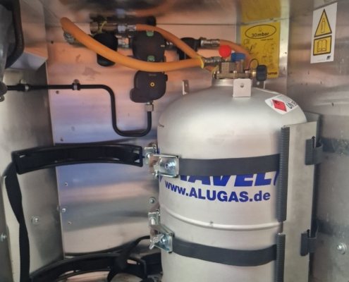 Flaschenkasten vor dem Einbau der Tankflasche